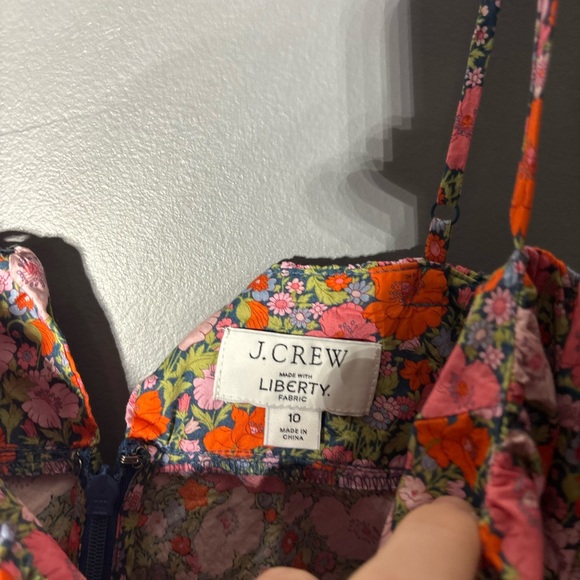 J.Crew Gathered Organic Cotton Camisole in Liberty Meadow Song fabric Size 10 - Picture 6 of 6